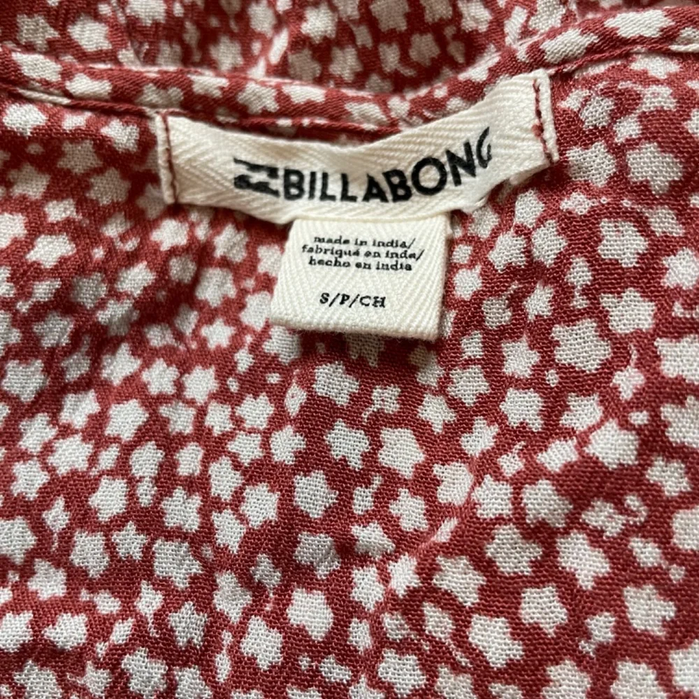 Billabong Mini Wrap Dress - Picture 4 of 4